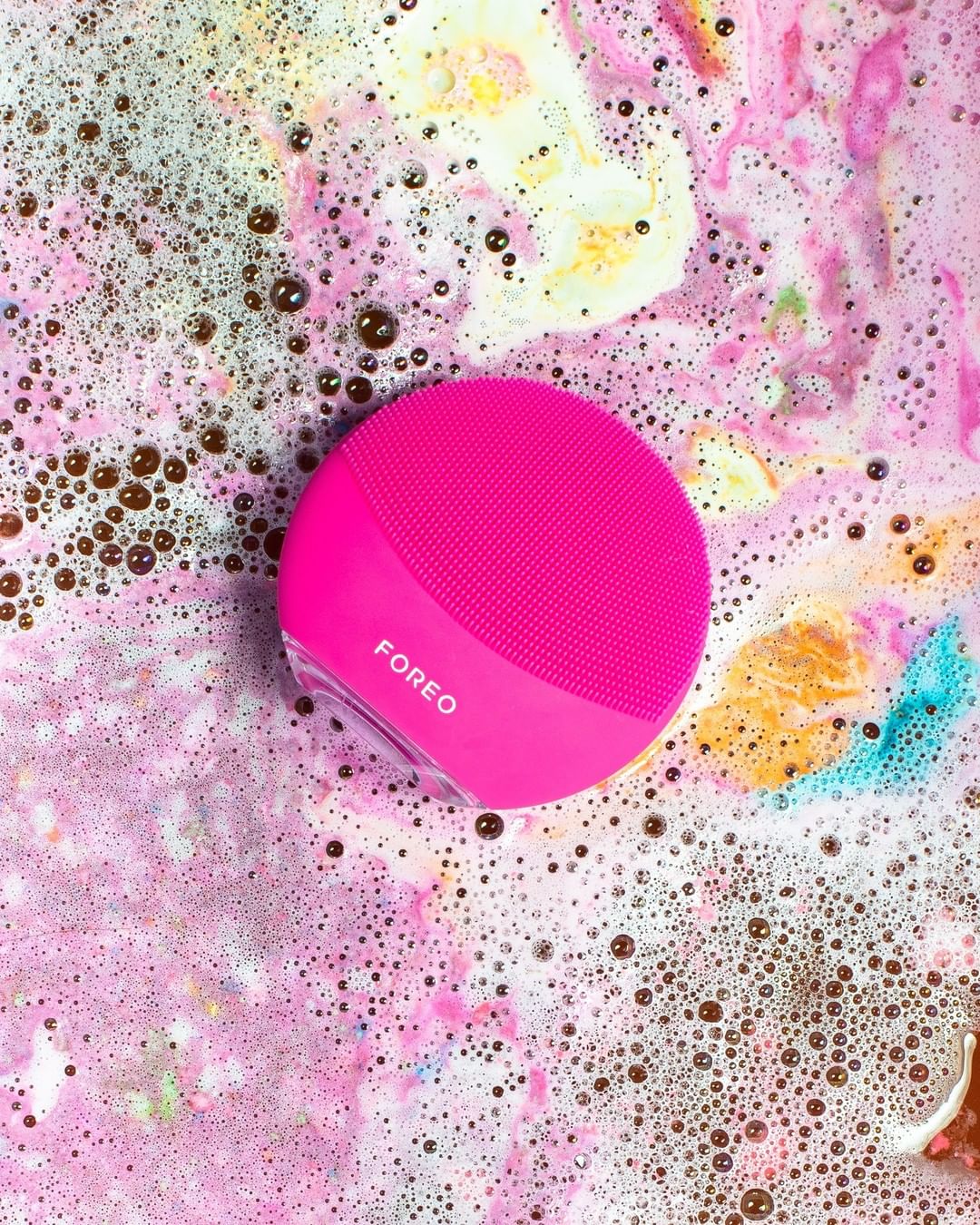 FOREO - It's always important to keep up with your skincare game!⁣
⁣
#FOREOfan Cindy's personal fav is her LUNA mini 3 by FOREO Sweden 💗: "I enjoy creating a spa-at-home mood where I dim the lights, l...