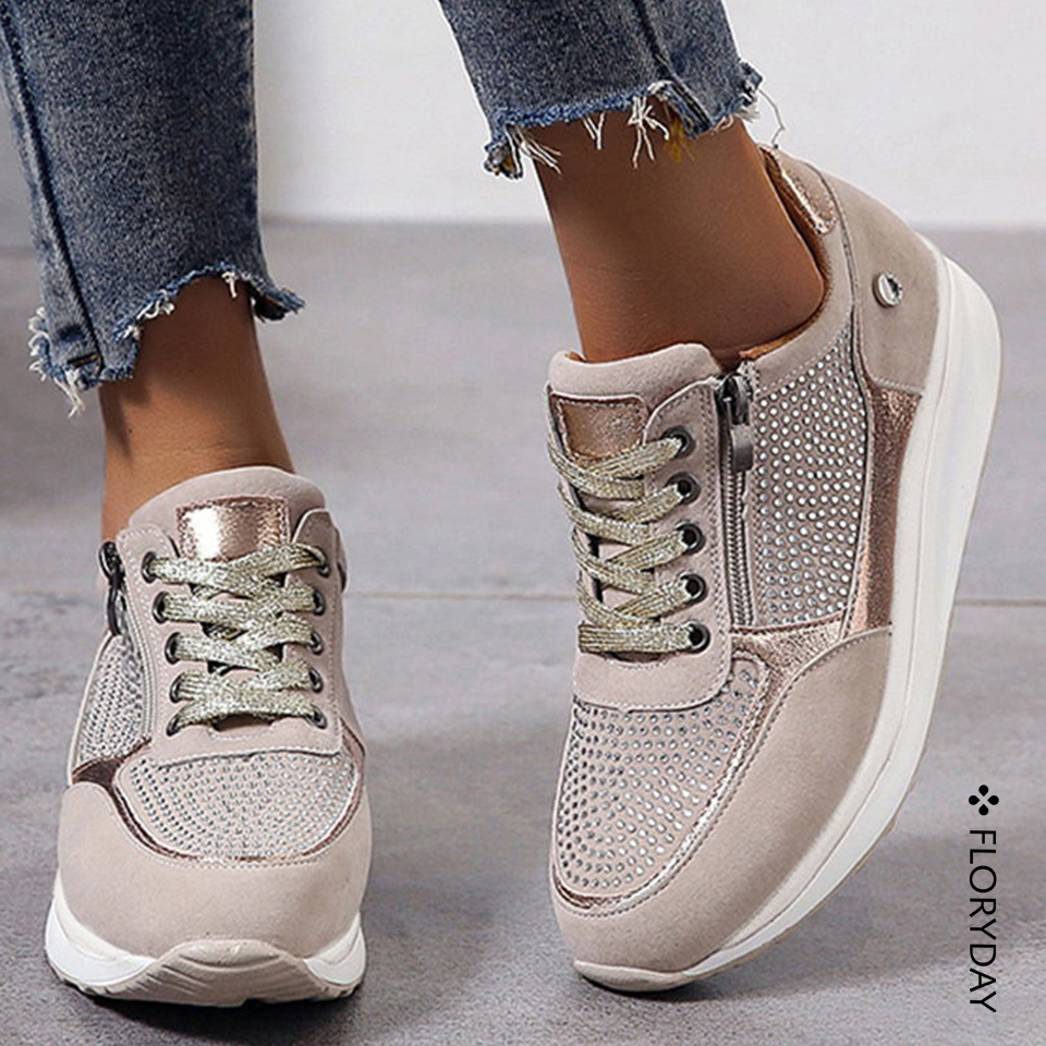 FloryDay - Our autumn sneakers just hit the site✨✨⁣
⁣
Shop item: #1515506⁣
⁣
#shoes #sneakers #autumnlook #outfitoftheday #streetstyle #fashionblogger