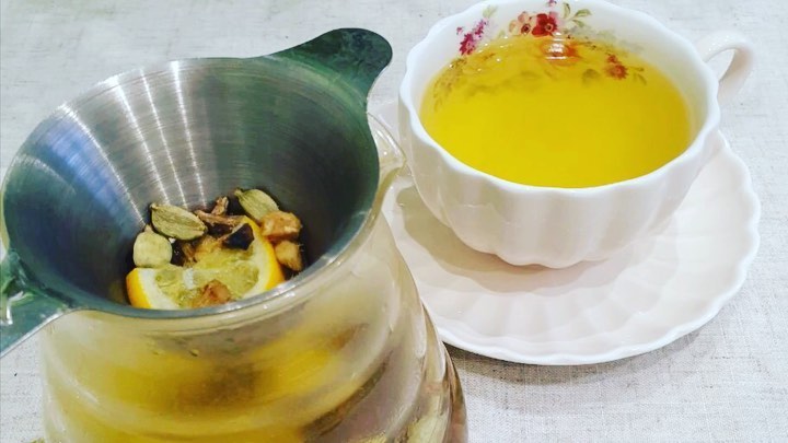 Интернет-магазин Tea.ru - Все оттенки солнца на вашей кухне ☀️
Поклонники классического глинтвейна не останутся равнодушными к этому безумно красивому и полезному напитку. Всем остальным – настоятел...