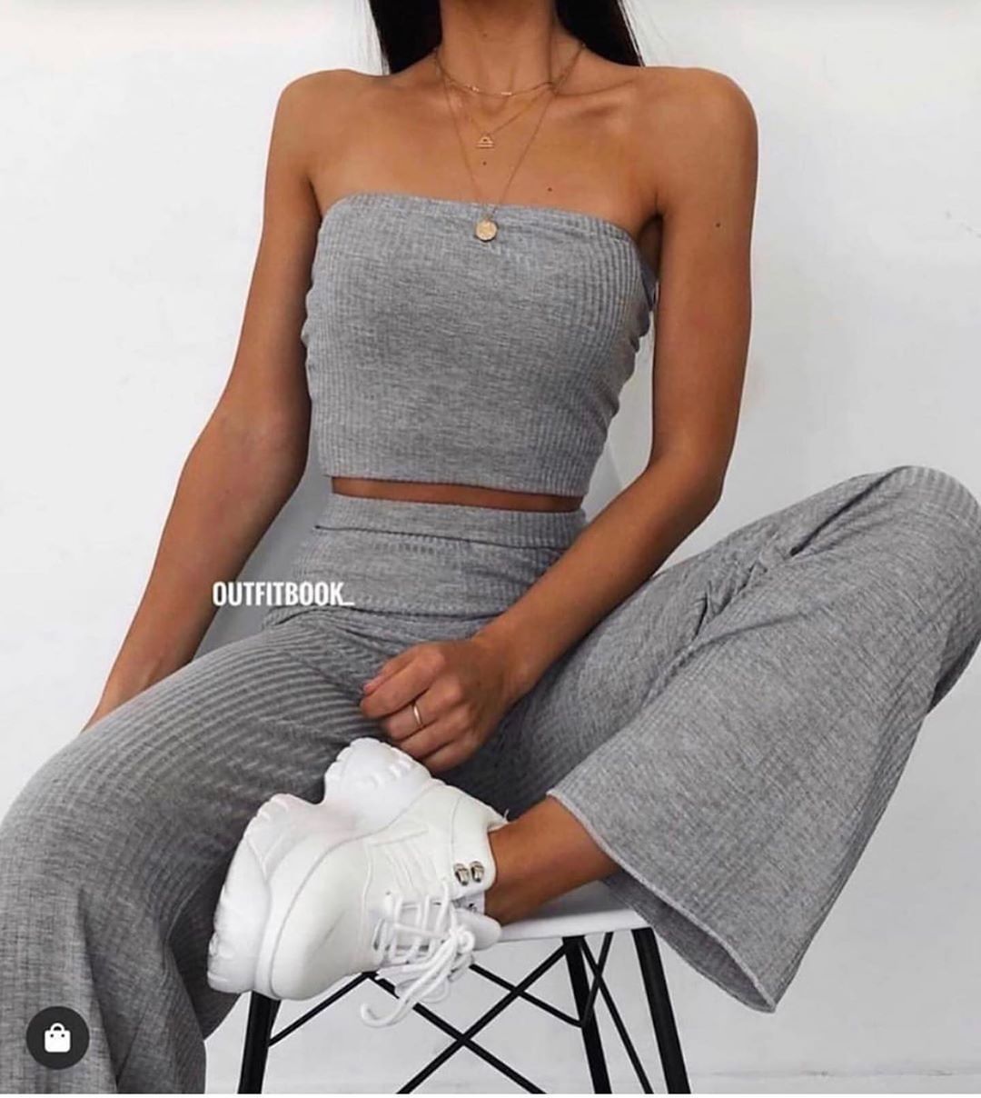CHIQUEDOLL🎀 - ⁠
#beautiful #fashion #instafashion #fashionista #fashionblogger #dressoftheday #fashionlovers #fashionaddict#style #whattowear #instagood #streetstyle #stylish #instastyle #fashionable...