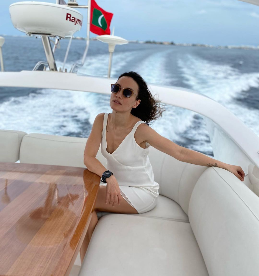 Виктория Дайнеко поделилась откроенными кадрами с отдыха на Мальдивах