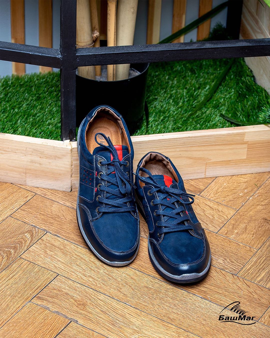 БашМаг - Longfield - это российский бренд женской и мужской обуви. Главное преимущество марки состоит в удобной колодке и использовании натуральных и высокотехнологичных материалов премиального к...