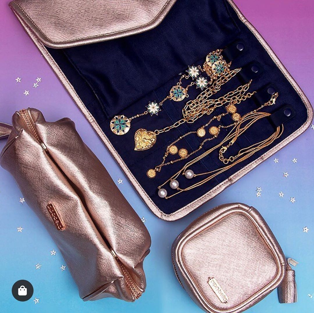 Pipa • Bella - STEAL DEAL l Flat 60% on Jewellery Storage!

Shop link in bio or WhatsApp on 9004672600.

#PipaBella #Discount #Sale