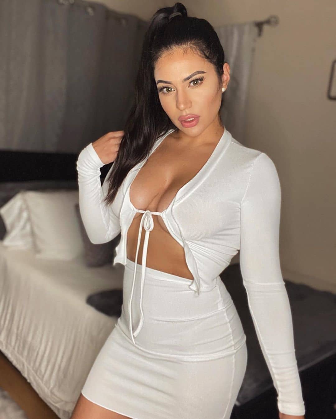 KnowFashionStyle - 💖White Short Skirt Two Pieces✨ 
🔥ONLY $12.49 (30% off )
🌸Via @lyssahhxo_
👉🏻Shop Here >>>https://bit.ly/3dafUD6
👉🏻Link in bio or Search ID " K4415-W" on https://www.knowfashionstyle....