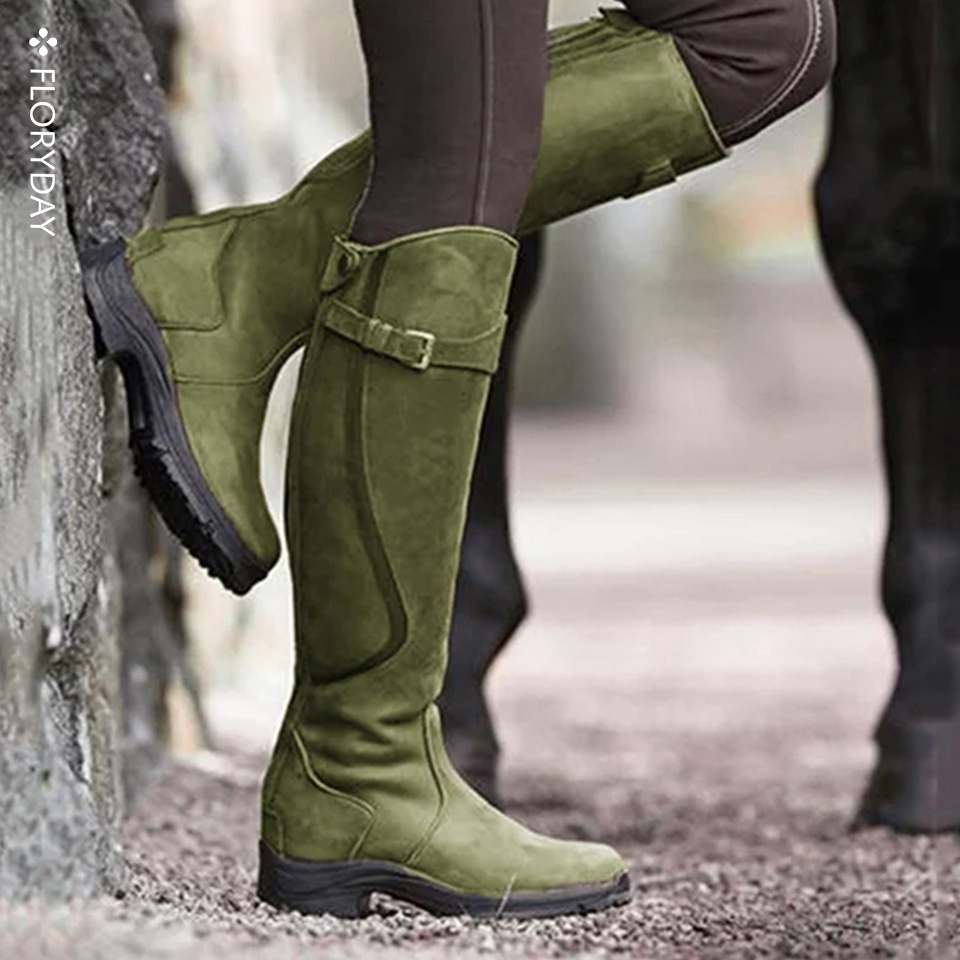 FloryDay - Envy with fancy boots💚💚⁣
⁣
Shop item: #111109827⁣
⁣
#shoes #boots #autumnlook #outfitoftheday #theeverygirl #fashionblogger