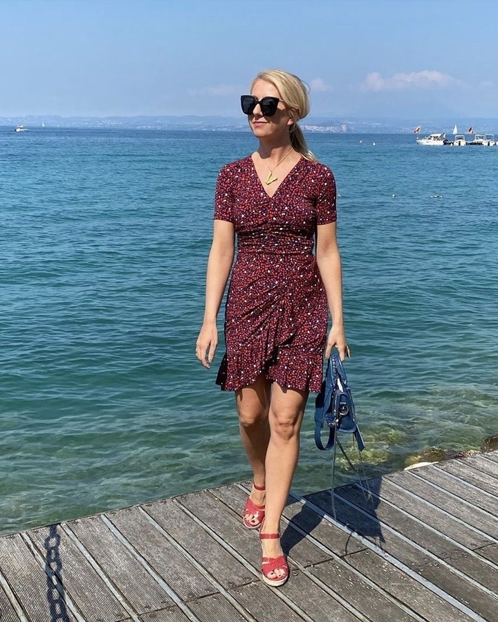 Bata Brands - Ride the fashion wave with @fillenberg_vanessa & get inspired by her seaside #BataShoes look. 
.
.
.
.
.

#Sandals #ootdfashion #Stylish #Shoes #ShoesLover #Fashion