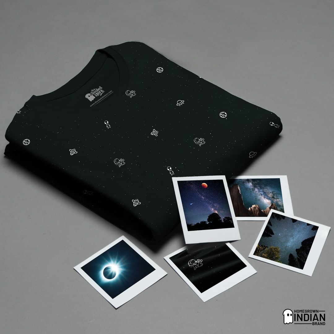 The Souled Store - After all, social distancing is all about space.
.
.
.
.
.
.
#TheSouledStore #CelebrateFandom #ExpressYourself #SupportLocal #VocalForLocal #MadeInIndia #Space #Galaxy #OuterSpace #...